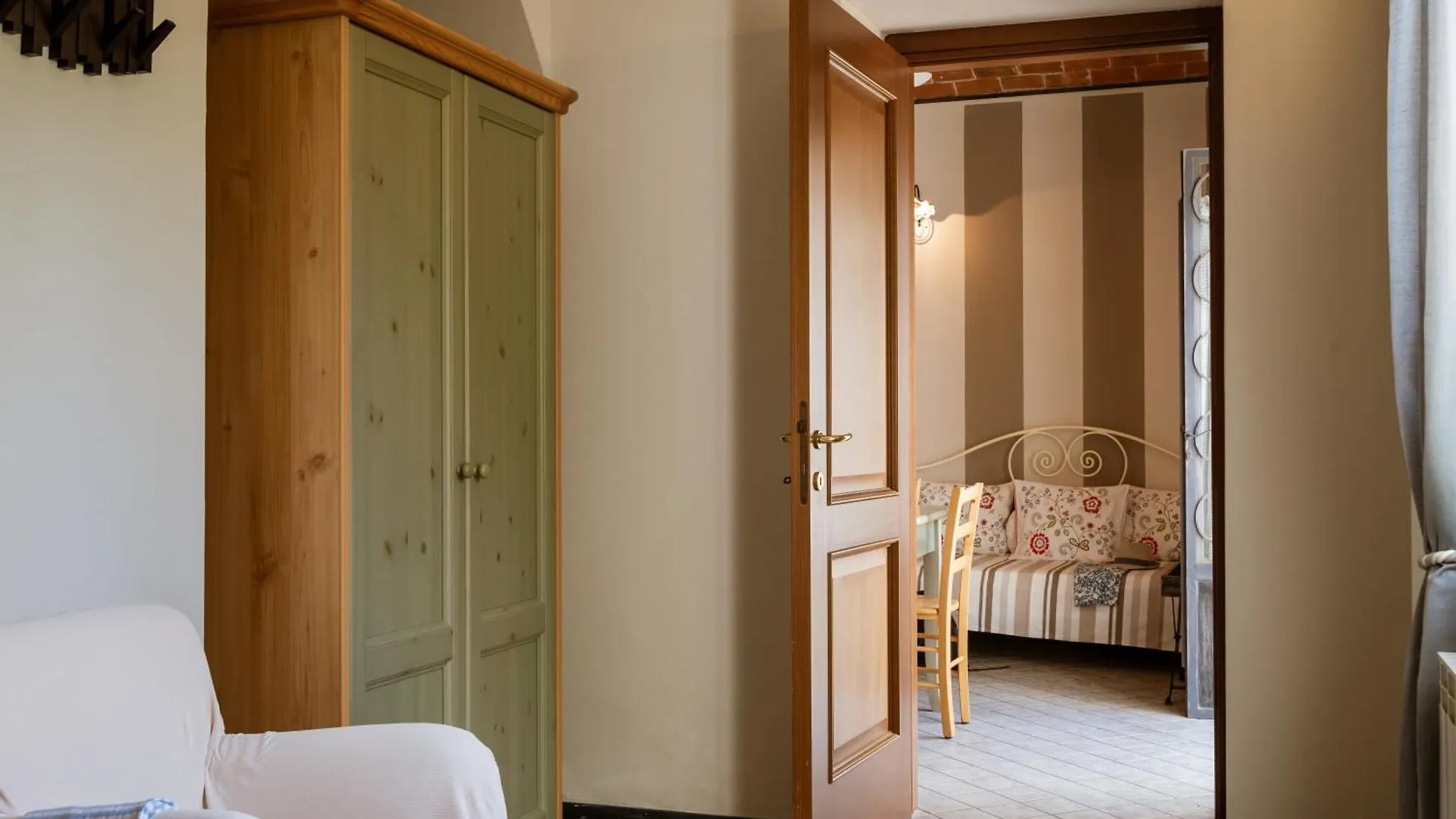 Farm stay Agriturismo San Michele Villa Dolcedo Italy